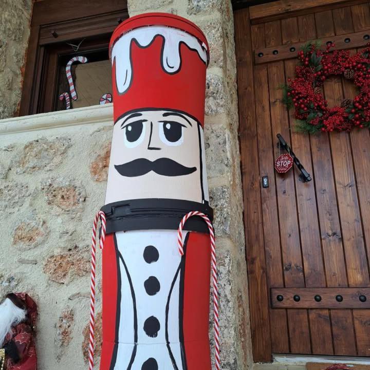 νικόλ Villa *